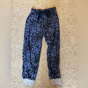 Aerie Blue Leopard Print Women's Pajama Pants - size xs